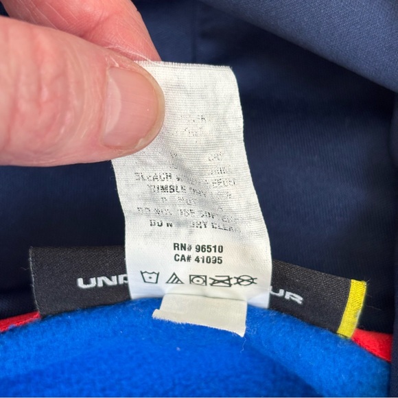 Under Armour Men’s L Blue Camo Pullover Loose Fit Hoodie with Red-Trim Logo - Picture 7 of 7